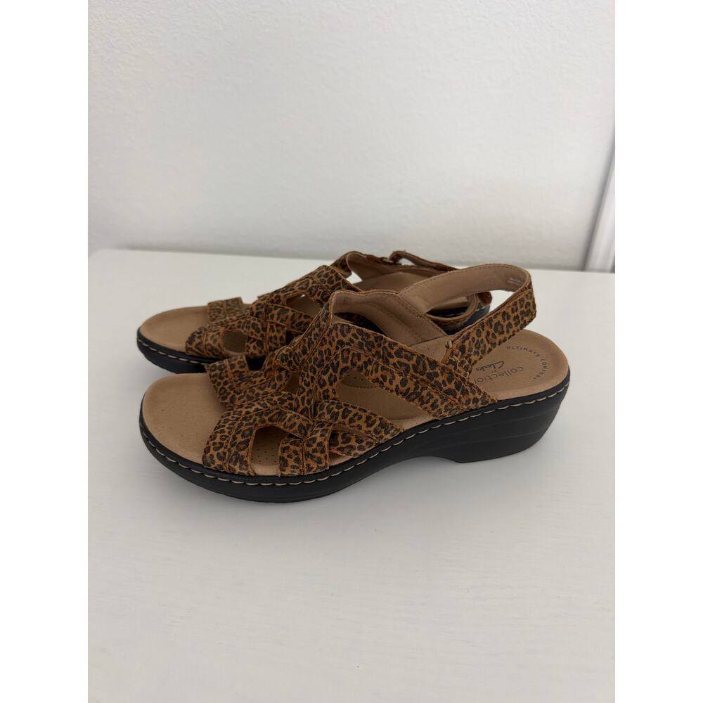 Clarks Collection Womens Lynette Deb Animal Print Sandals Comfort Stap Size 9